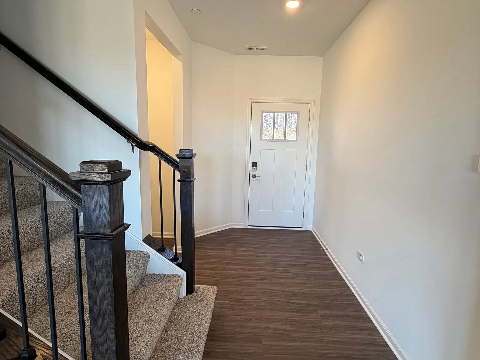 3 bed, 2.5 bath, 1767 sqft, $2,850 — Photo 4