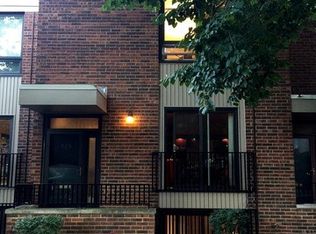 908 S Laflin St, Chicago, IL 60607