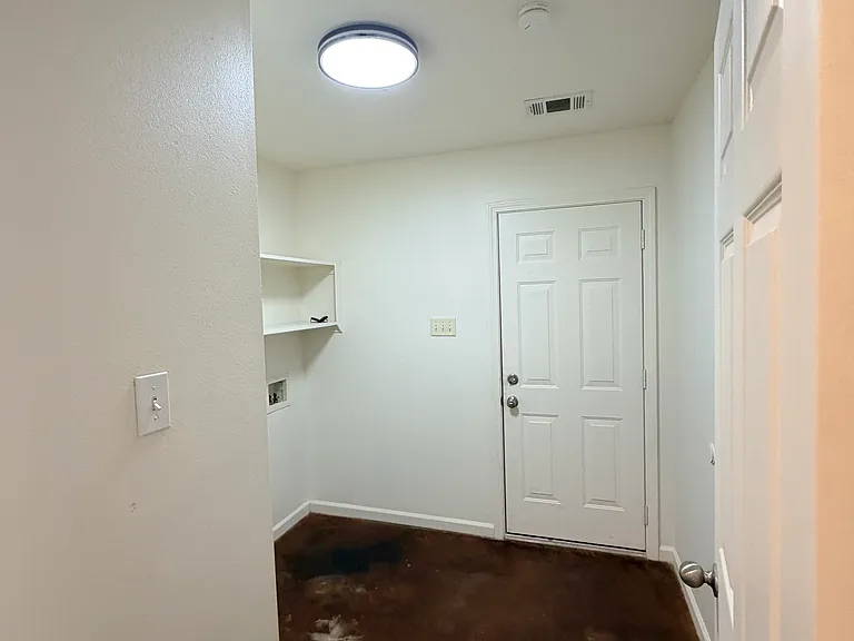 1021 Spangle St — Photo 10
