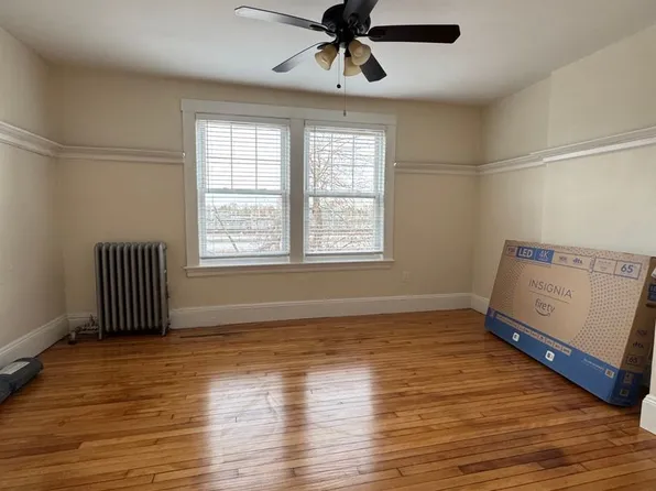 34 Wadsworth St #30, Allston, MA 02134