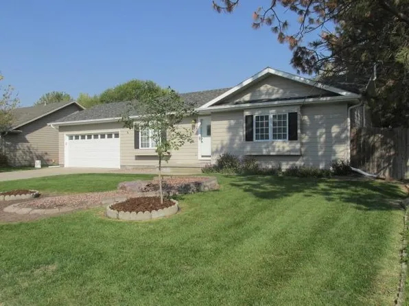 1018 22nd St, Gothenburg, NE 69138
