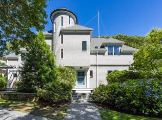 33 Pasture Rd, Cataumet, MA 02534