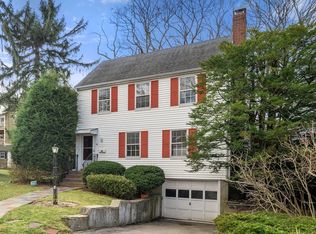 44 Walnut Pl, Newton, MA 02461