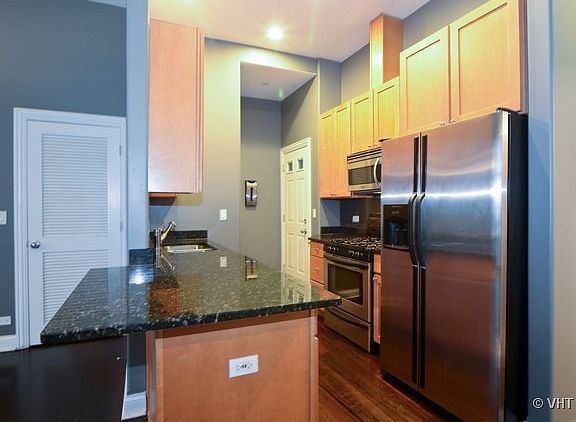 4th image of 2045 N Kedzie Ave APT B3