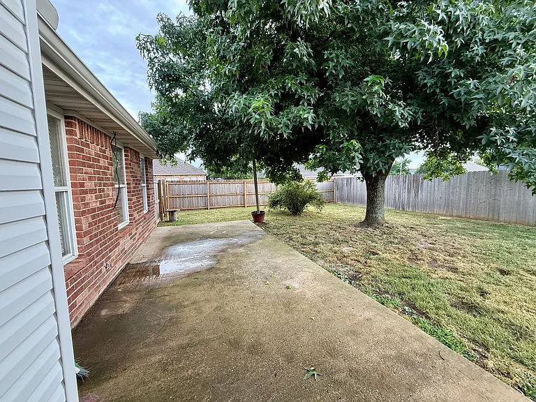 510 College Pl — Photo 39