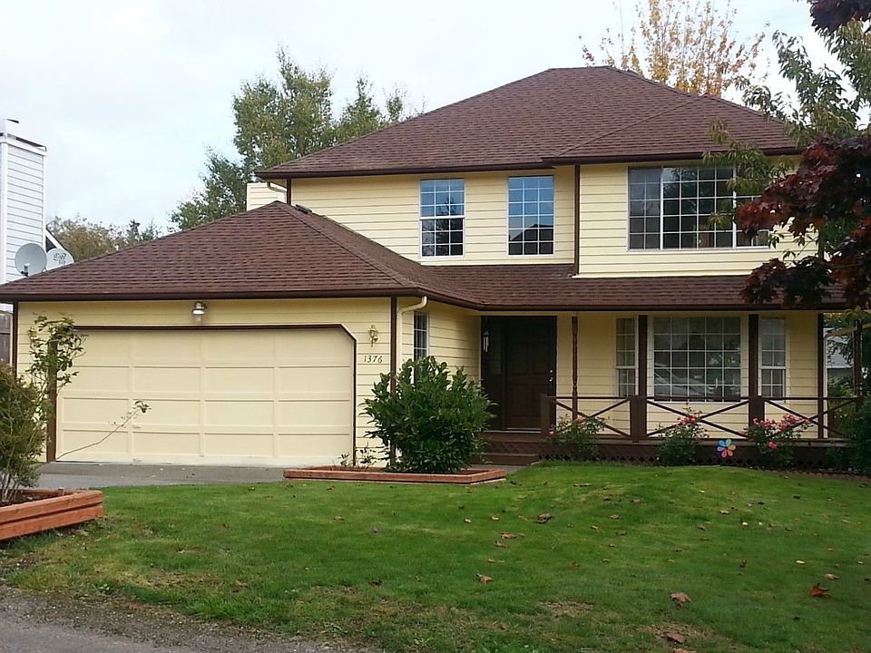1st image of 1376 NW Derryfield Dr