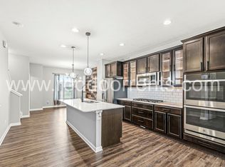 2936 W New York St, Indianapolis, IN