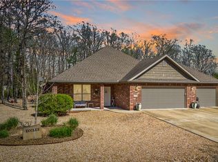 7 Saint Andrews Cir, Bella Vista, AR 72715