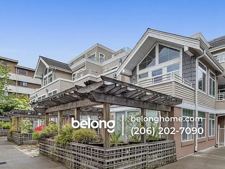 611 Highland Dr #203 — Photo 2
