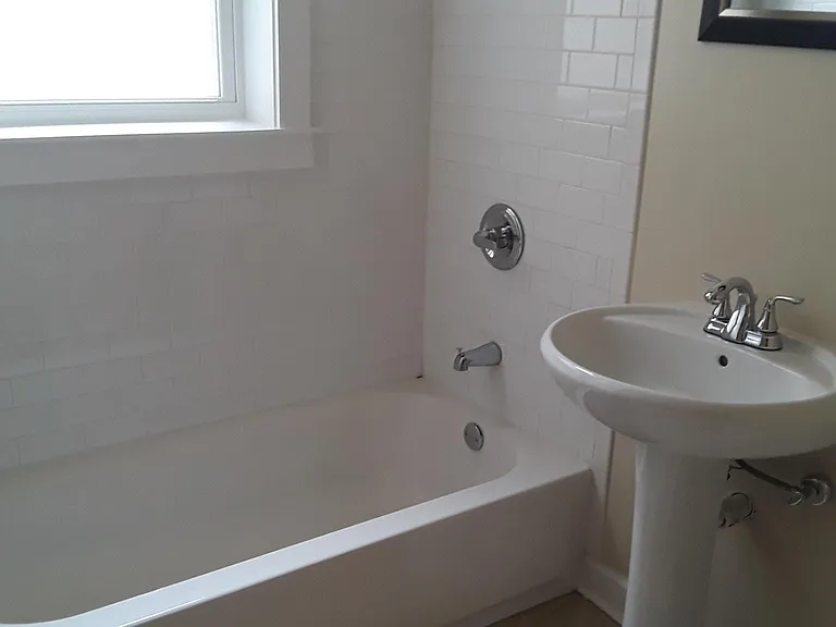 114 N Hamlin Ave. — Photo 13