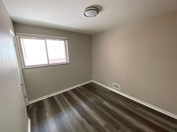 5th image of 5915 Mimika Ave