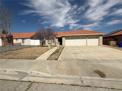 11224 Tamarisk Rd, Adelanto, CA, 92301