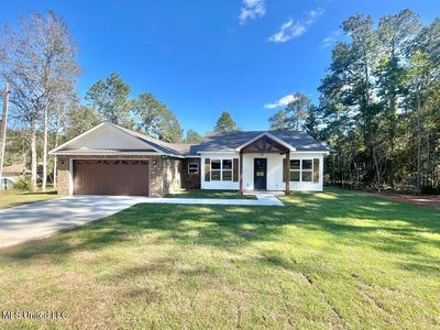 3 Cove Lake Rd, Carriere, MS, 39426