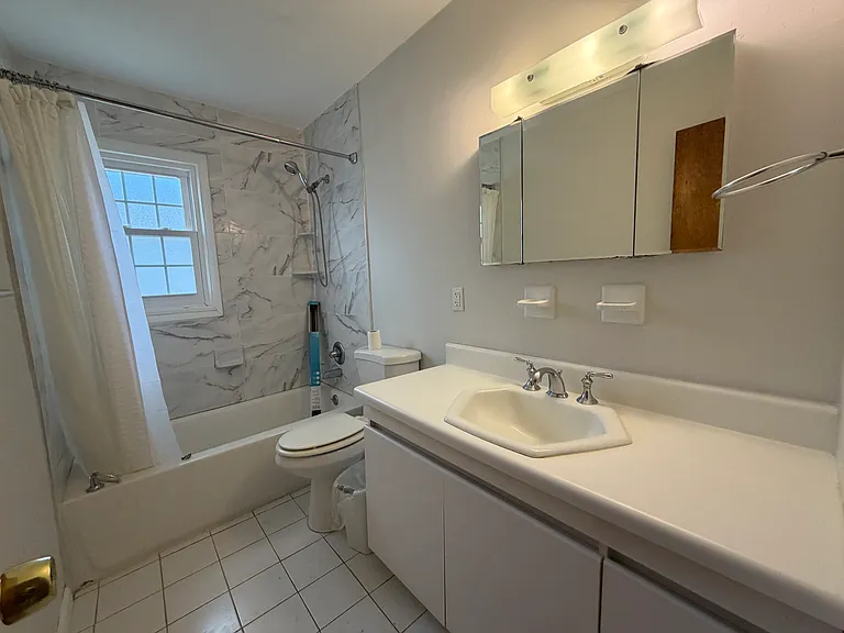 1746 S Railroad Ave — Photo 7
