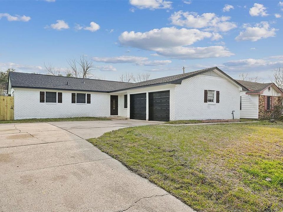 1st image of 4123 Wuthering Heights Dr