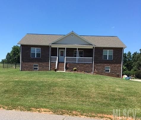 1st image of 5225 S Oak Cir