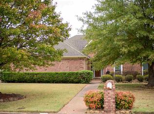 400 Cherry Hollow Cv, Cordova, TN 38018