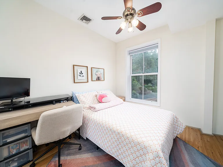 106 Washington St #1 — Photo 13