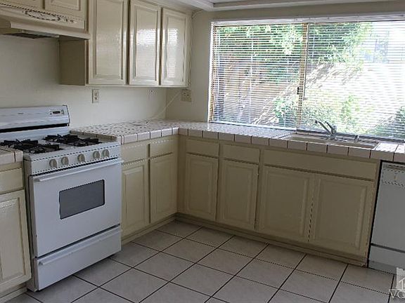 2nd image of 1062 Bradbury Ct