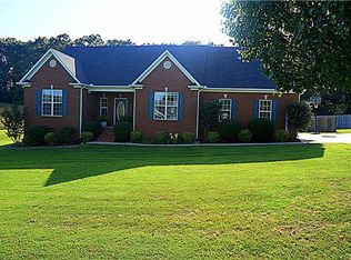 79 Eastridge Rd, Fayetteville, TN 37334