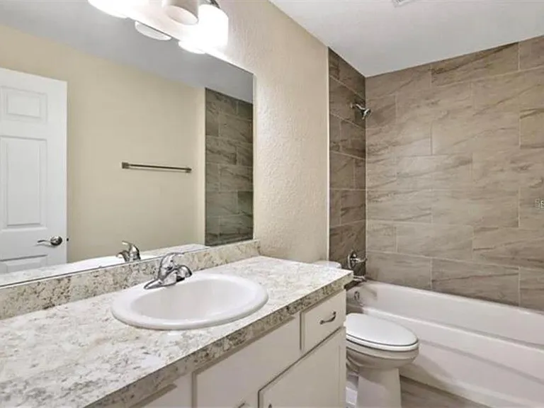 2920 SE 49th Pl — Photo 11
