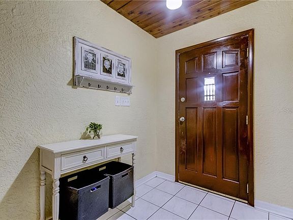 5th image of 1571 Sherwood St