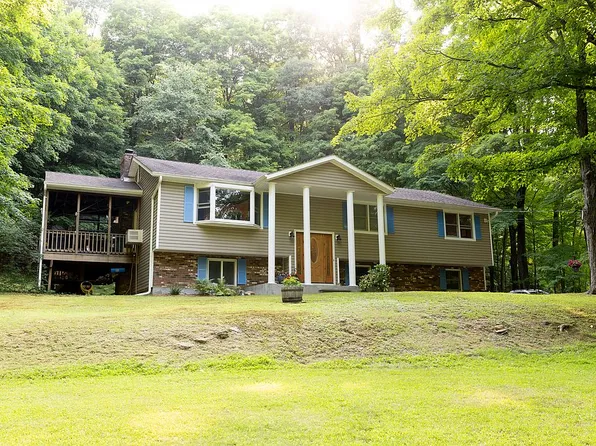 79 Watermelon Hill Rd, Mahopac, NY 10541