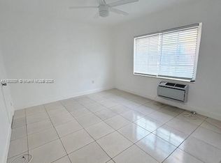 7445 Harding Ave APT 109, Miami Beach, FL 33141
