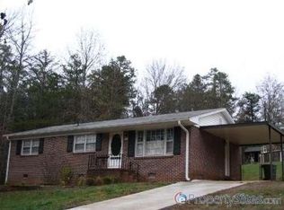 206 Brooklawn Dr, Fountain Inn, SC 29644