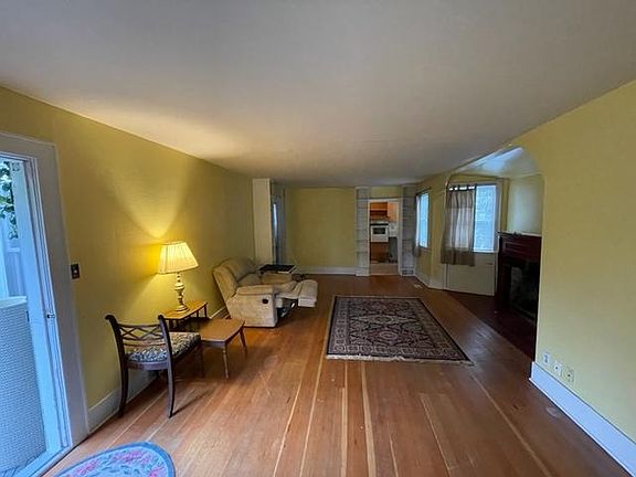 5th image of 520.5 N Yakima Ave