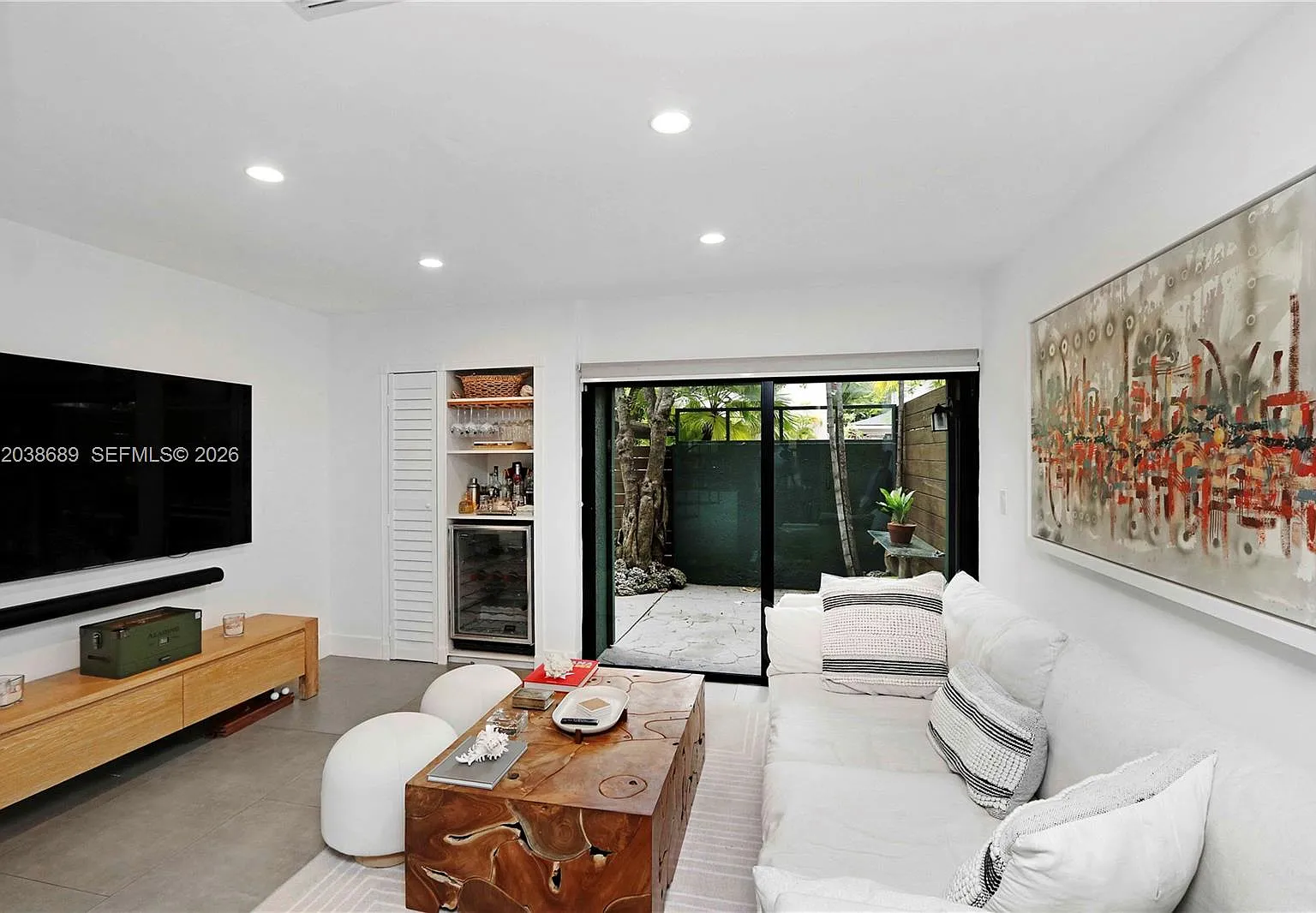 Pent Homestead — Photo 2
