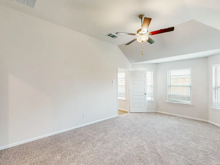 5809 Sandown Dr — Photo 27