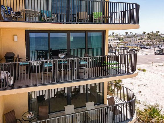 4th image of 14146 GULF BOULEVARD #3A