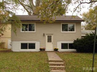 606 S Henry St, Eureka, IL