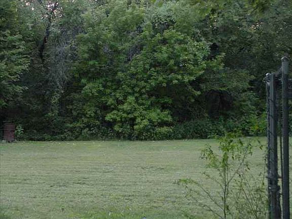 2nd image of 8221 S Waco St Lot 1