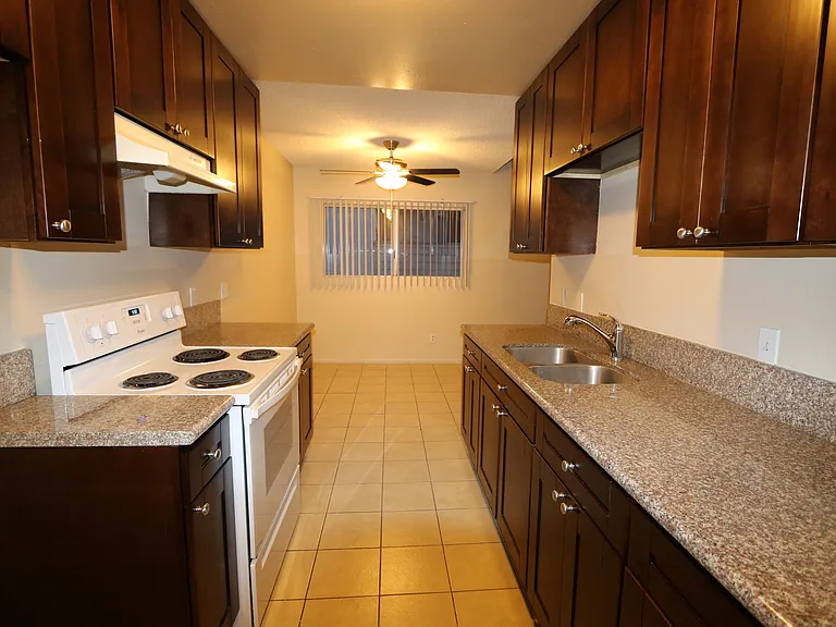 333 Avocado St #B3 — Photo 3