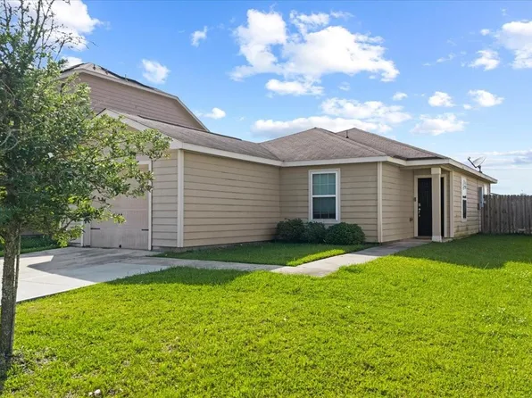 5727 Treasure Cove Rd, Baytown, TX 77523