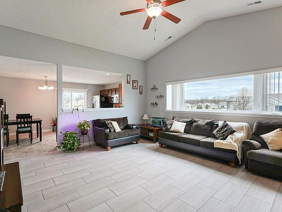 5th image of 2926 Biscayne Ct