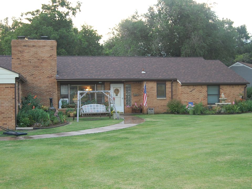 1st image of 1603 N Highland Dr