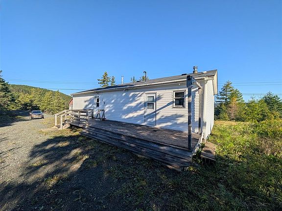 3rd image of 82 Main Road