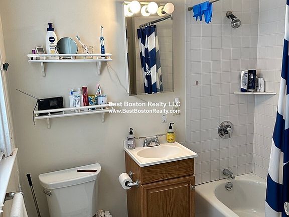5th image of 84 Walker St Floor 2