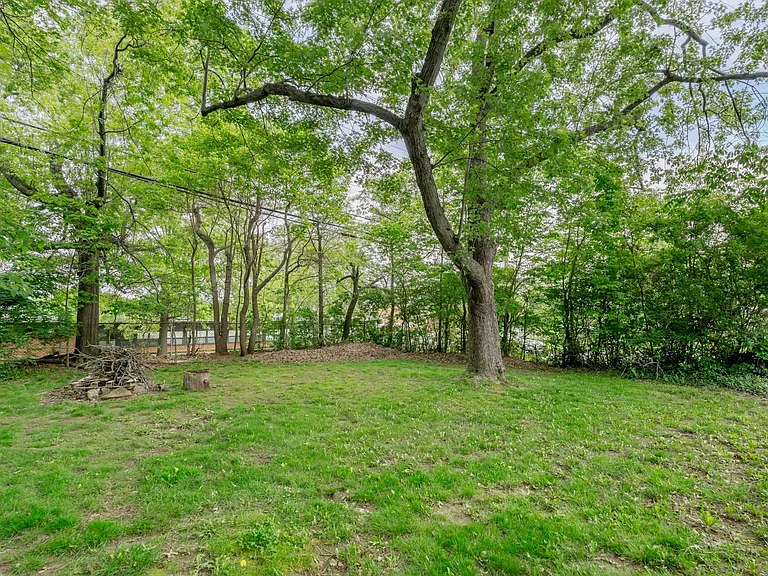 Side yard