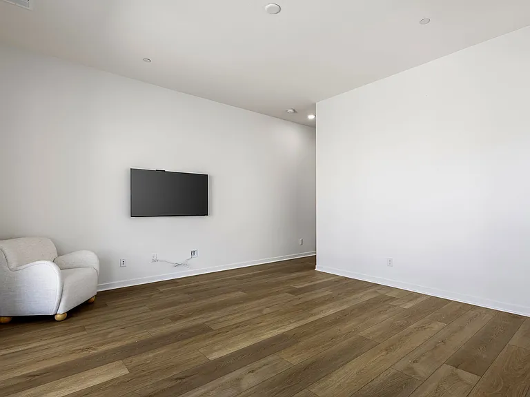 51603 Marquis Ln — Photo 3
