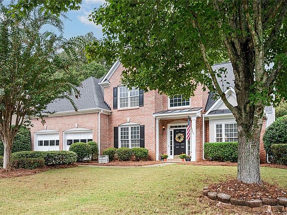3rd image of 2045 McLain Rd NW