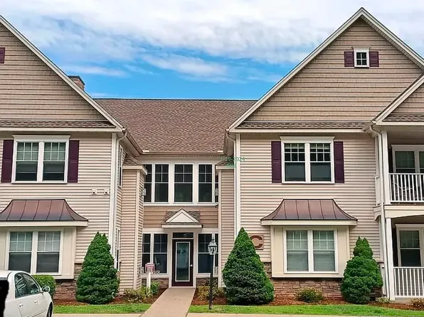 95 South Ridge Lane #C204, Berlin, CT 06037