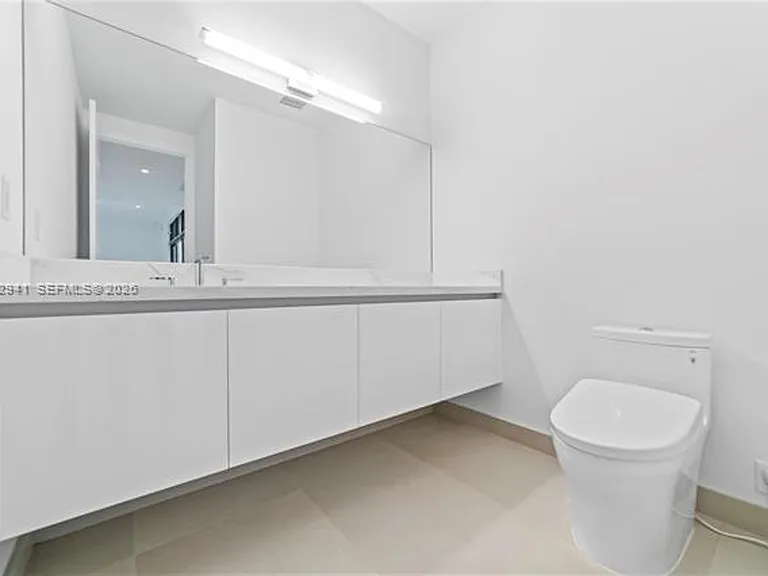 16680 N Botaniko Dr N — Photo 11