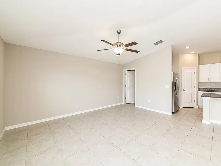 15306 Miller Creek Dr — Photo 4