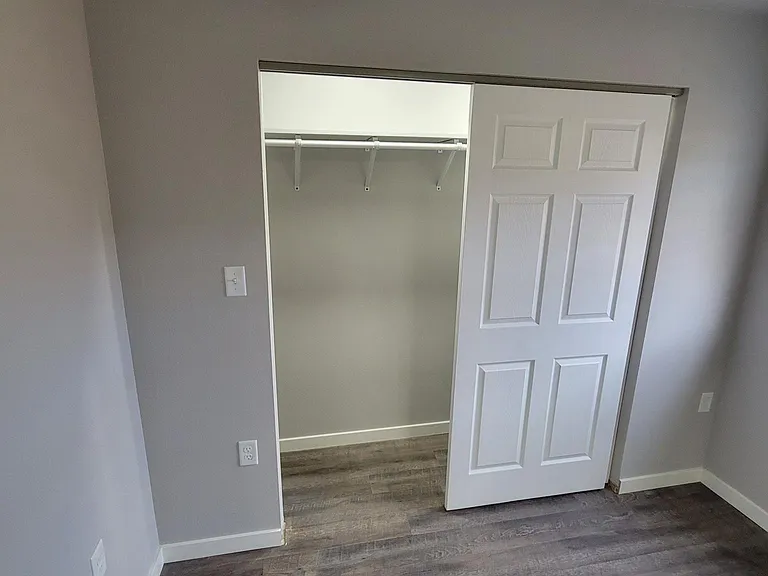2417 E 13th St #3 — Photo 14