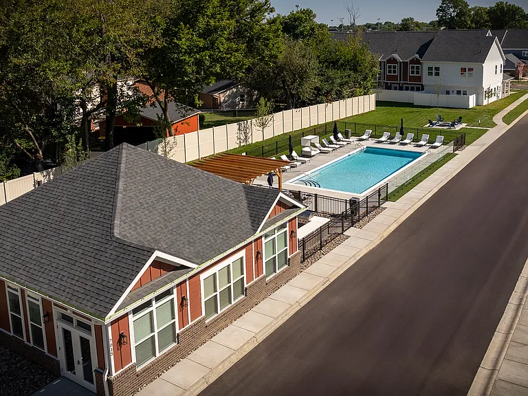 Bull Run Townhomes — Photo 5