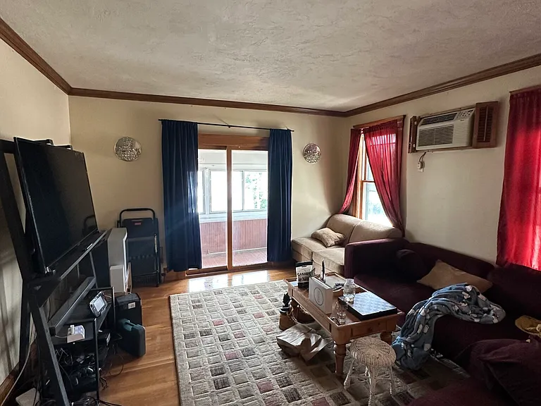 266 Market St — Photo 2